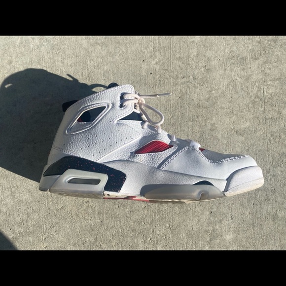 NIKE JORDAN FLIGHT CLUB ‘91 - Picture 5 of 8